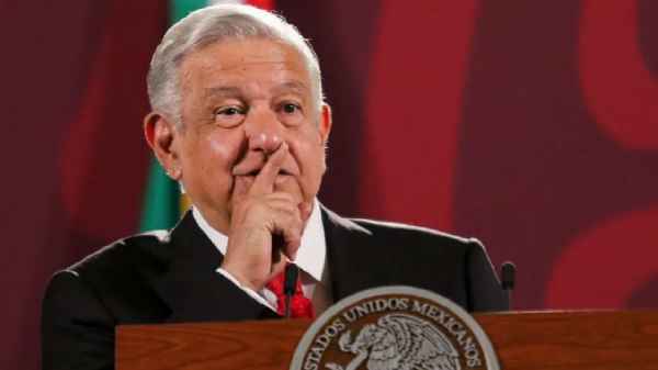 Amlo silencia