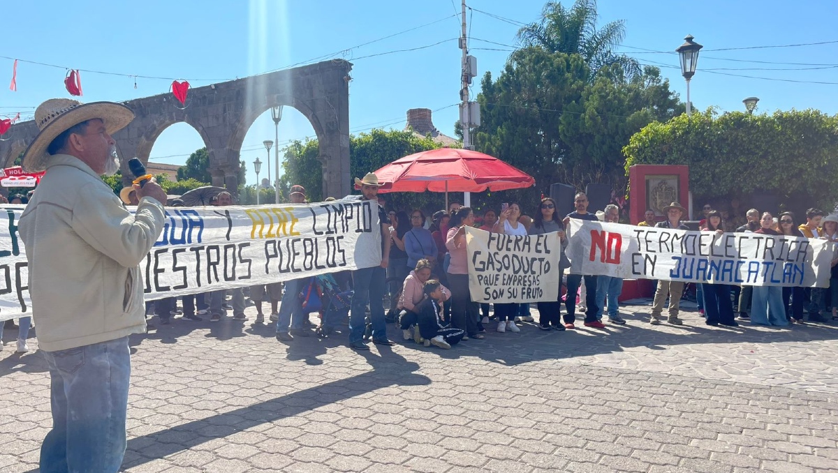 habitantes-juanacatlan-manifiestan-quieren-empresas