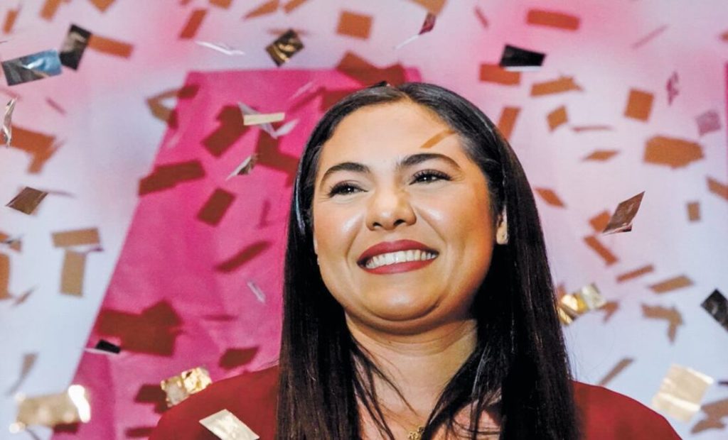 Indira confeti